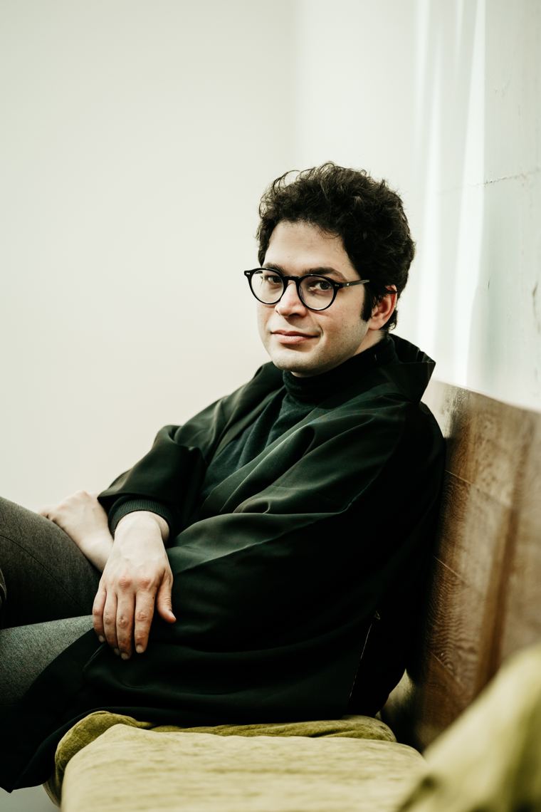 Retrato de Arash Rokni